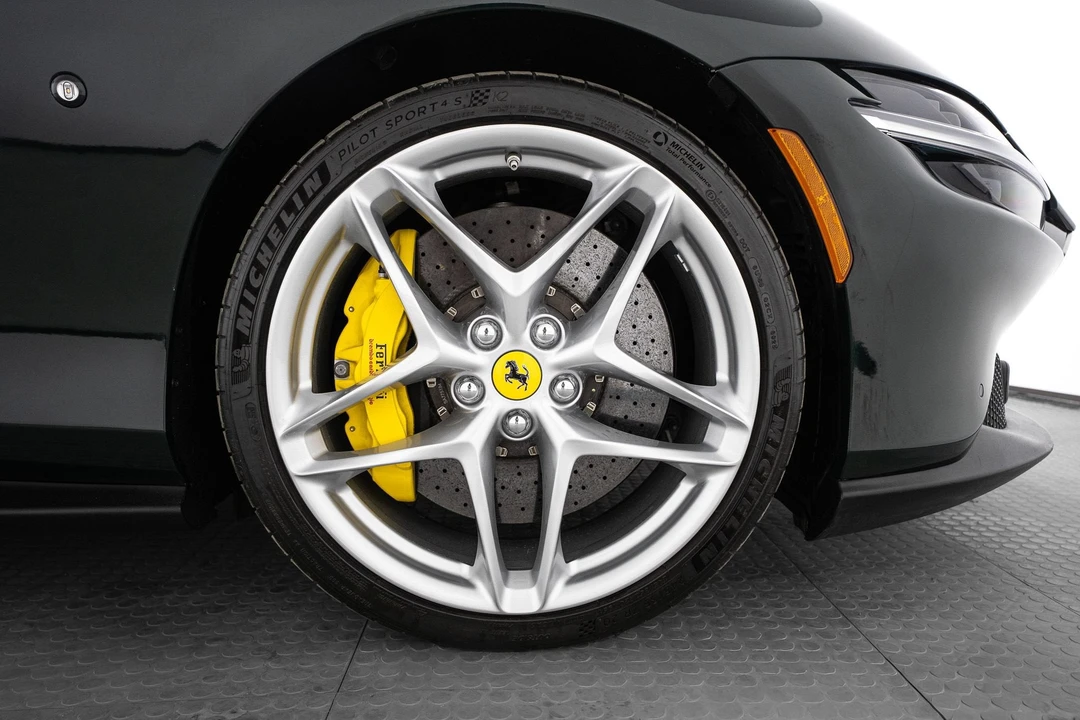 2023 Ferrari Roma - Image 10 of 31