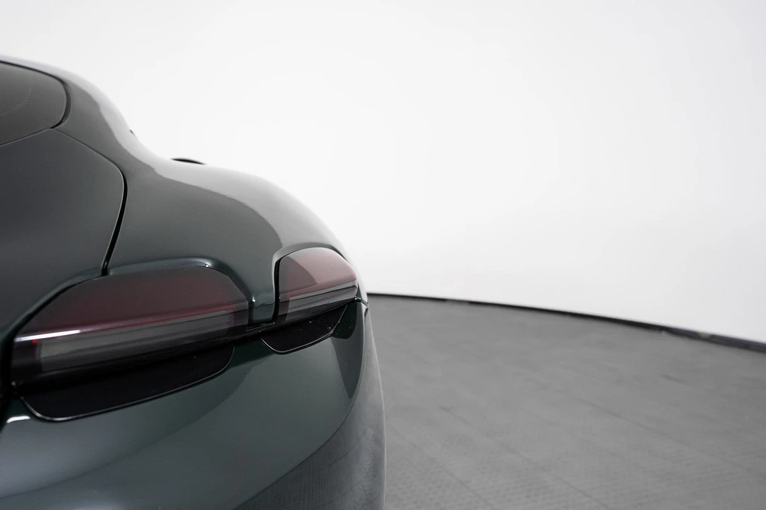 2023 Ferrari Roma - Image 19 of 31
