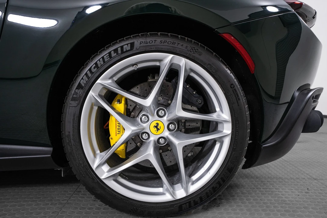 2023 Ferrari Roma - Image 11 of 31