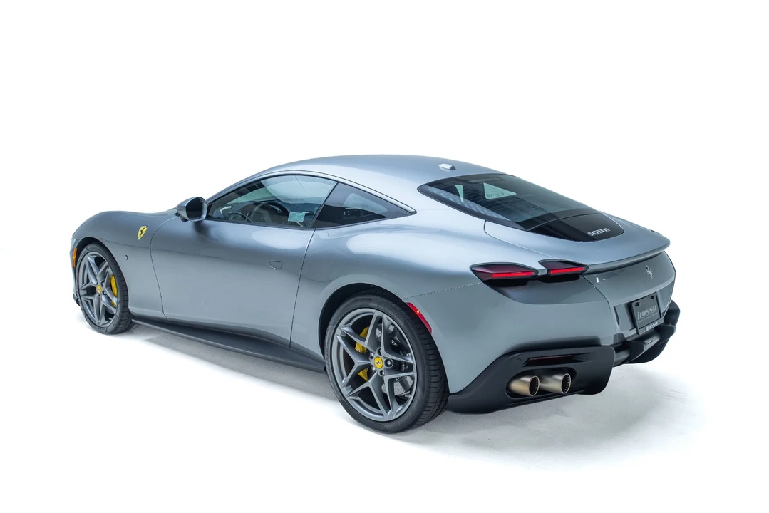 2023 Ferrari Roma - Image 13 of 31