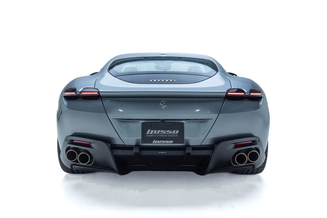 2023 Ferrari Roma - Image 14 of 31