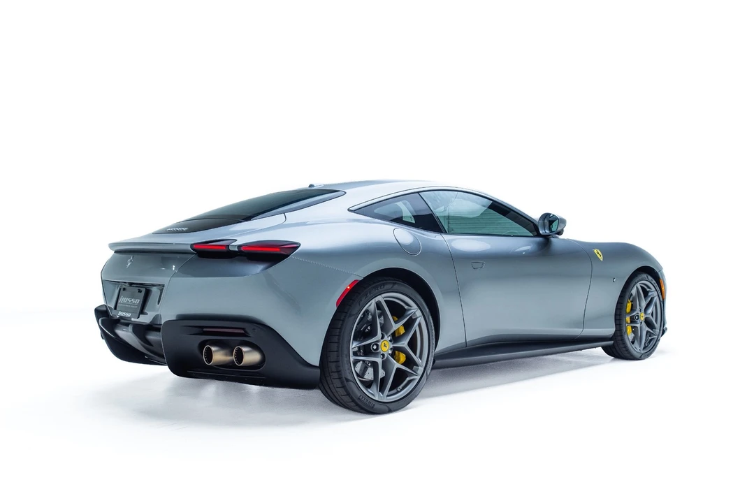 2023 Ferrari Roma - Image 2 of 31