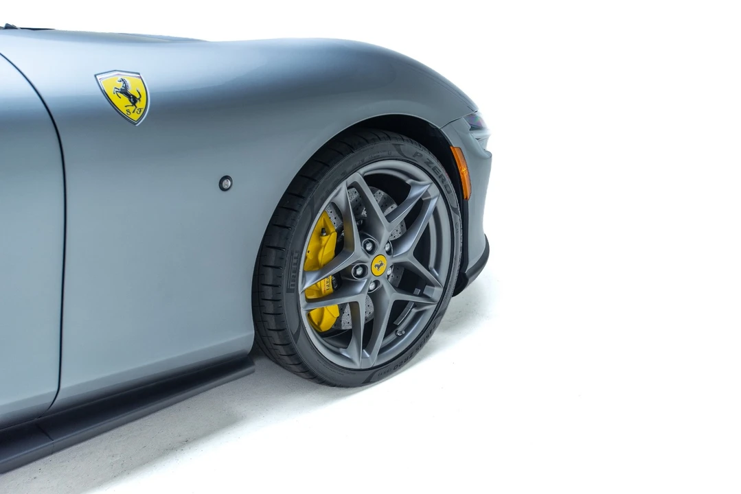 2023 Ferrari Roma - Image 18 of 31