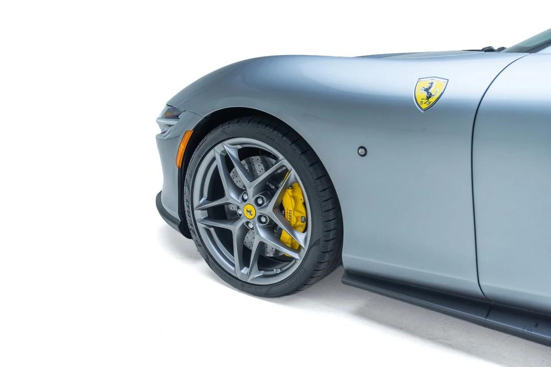 2023 Ferrari Roma - Image 19 of 31
