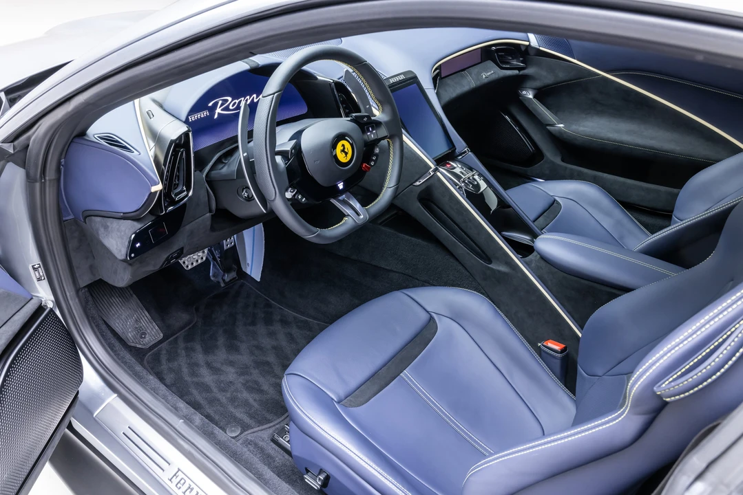 2023 Ferrari Roma - Image 29 of 31
