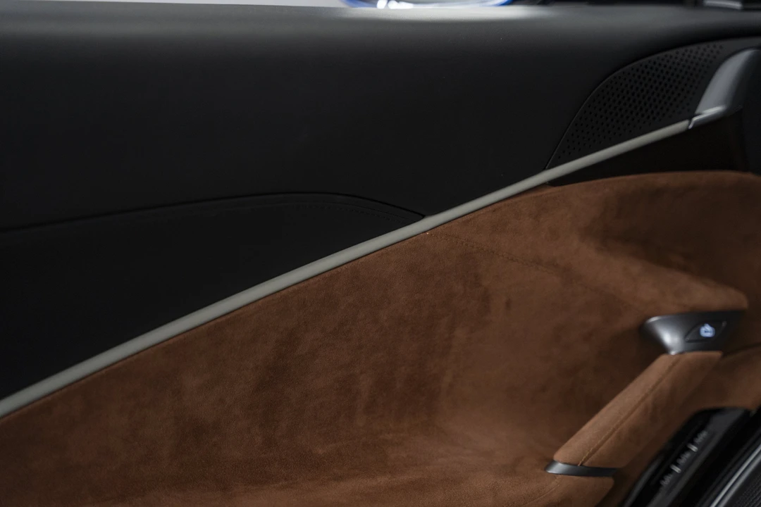 2023 Ferrari Roma - Image 19 of 31