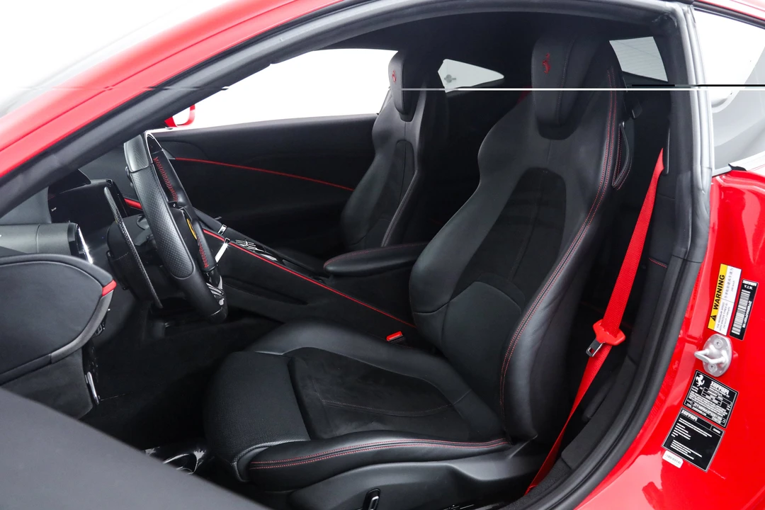 2023 Ferrari Roma - Image 5 of 31