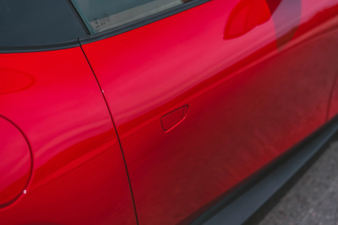 2023 Ferrari Roma - Image 15 of 31