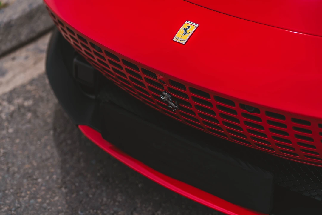 2023 Ferrari Roma - Image 24 of 31