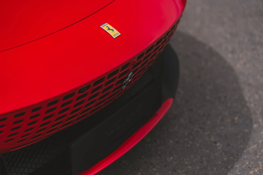 2023 Ferrari Roma - Image 27 of 31