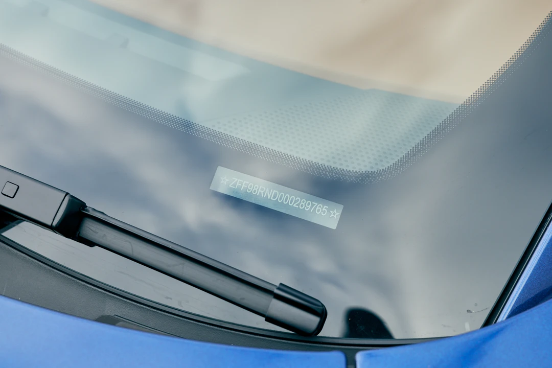 2023 Ferrari Roma - Image 25 of 31