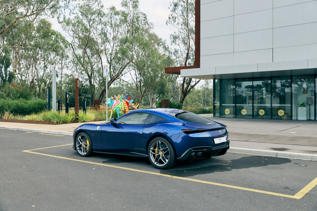 2023 Ferrari Roma - Image 13 of 31