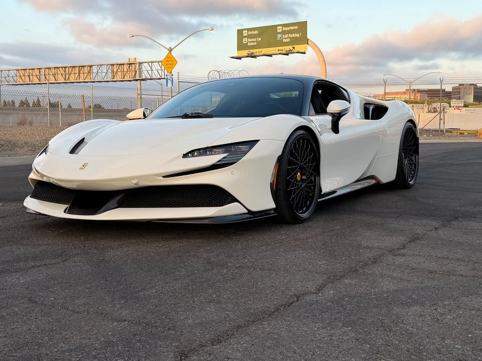 2023 Ferrari SF90 Stradale - Image 9 of 15
