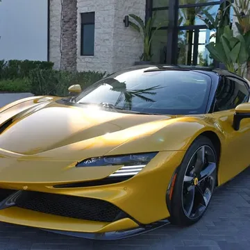 2023 Ferrari SF90 Spider