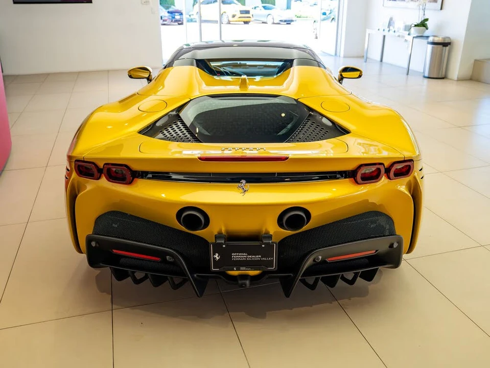 2023 Ferrari SF90 Spider - Image 30 of 31