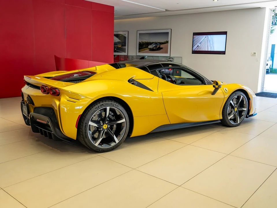 2023 Ferrari SF90 Spider - Image 31 of 31