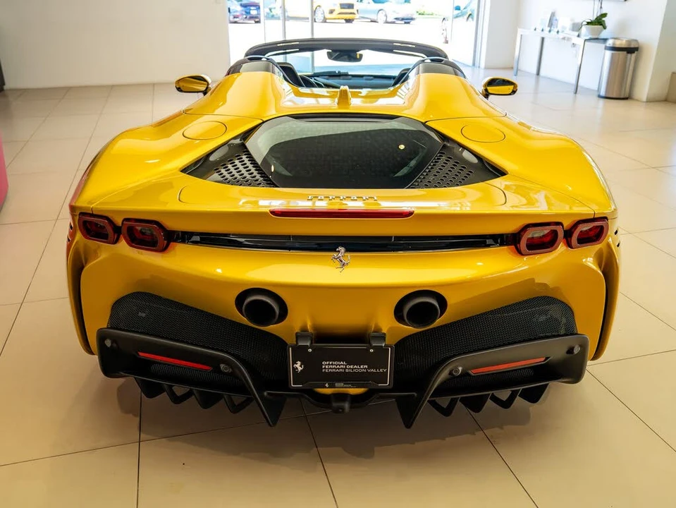 2023 Ferrari SF90 Spider - Image 5 of 31