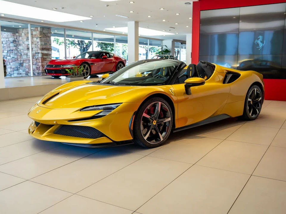 2023 Ferrari SF90 Spider - Image 4 of 31