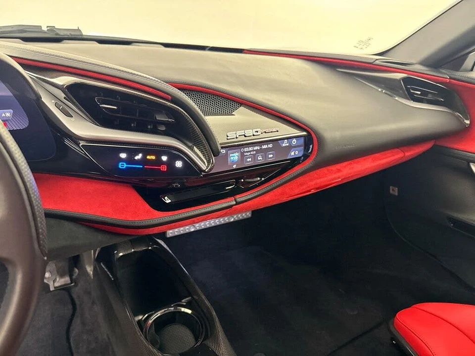 2023 Ferrari SF90 Spider - Image 24 of 31
