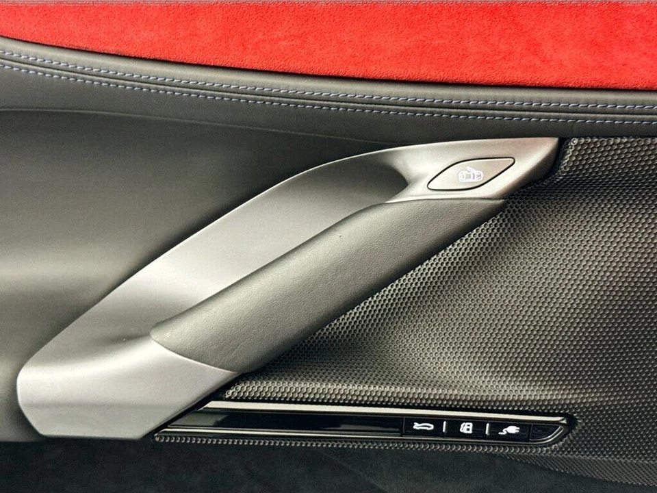 2023 Ferrari SF90 Spider - Image 18 of 31