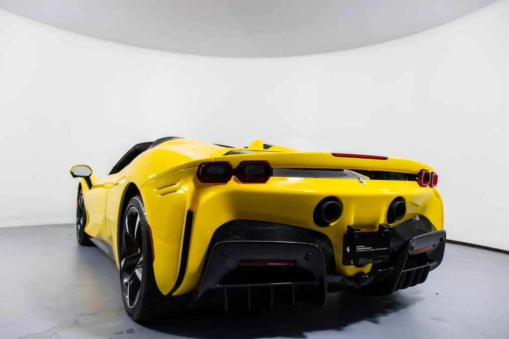 2023 Ferrari SF90 Spider - Image 27 of 31