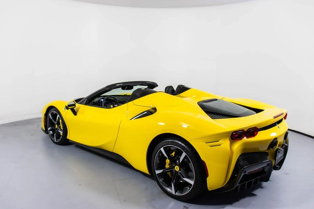 2023 Ferrari SF90 Spider - Image 8 of 31