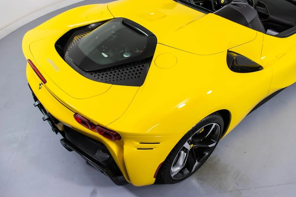 2023 Ferrari SF90 Spider - Image 22 of 31