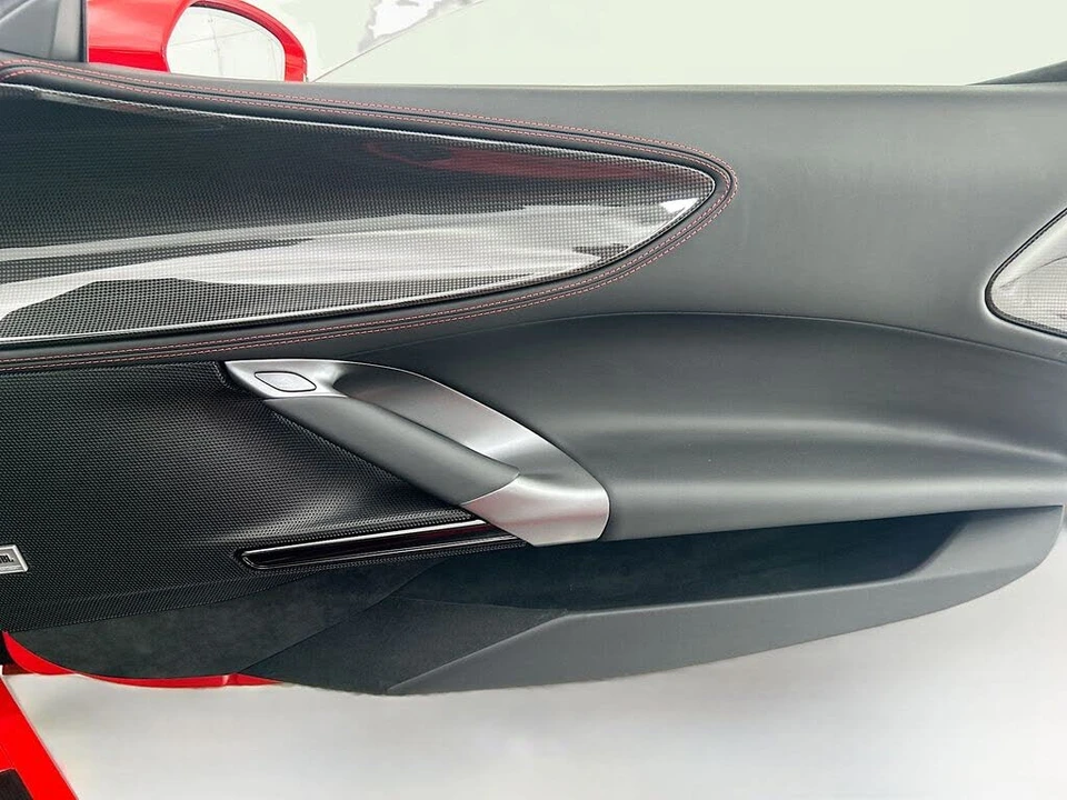 2023 Ferrari SF90 Spider - Image 28 of 31