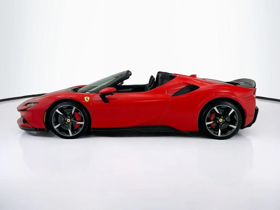2023 Ferrari SF90 Spider - Image 8 of 31
