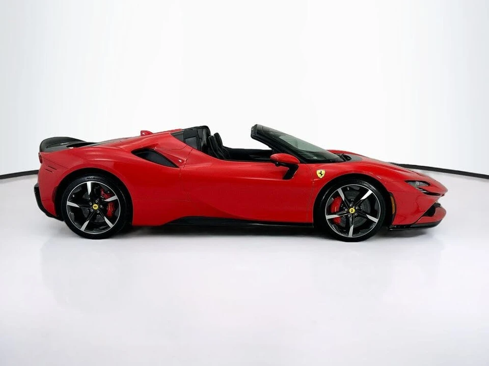 2023 Ferrari SF90 Spider - Image 4 of 31