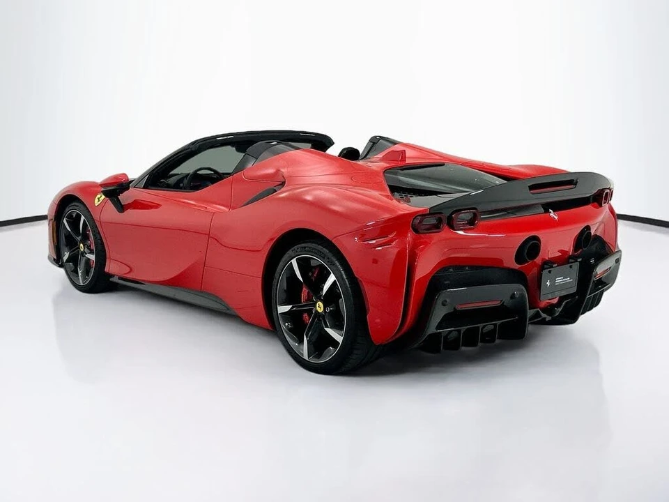 2023 Ferrari SF90 Spider - Image 7 of 31