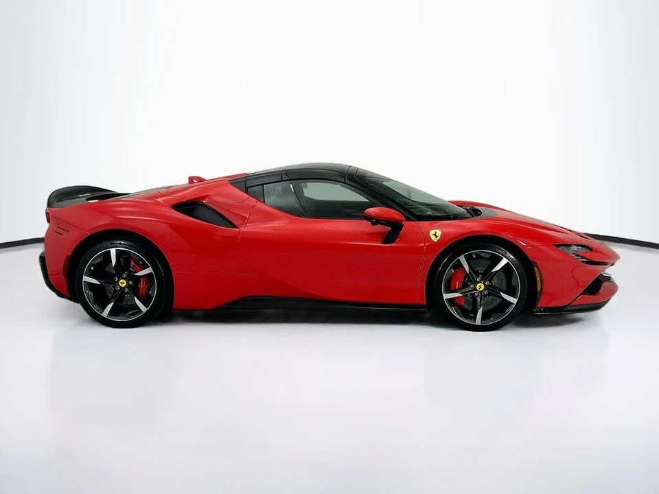 2023 Ferrari SF90 Spider - Image 12 of 31