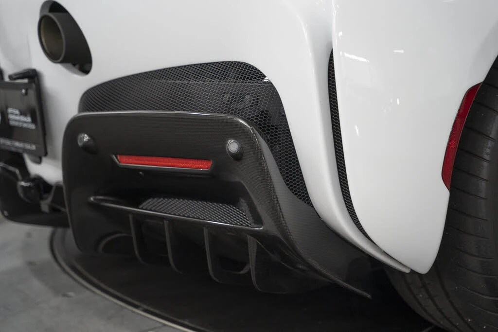 2023 Ferrari SF90 Spider - Image 15 of 31