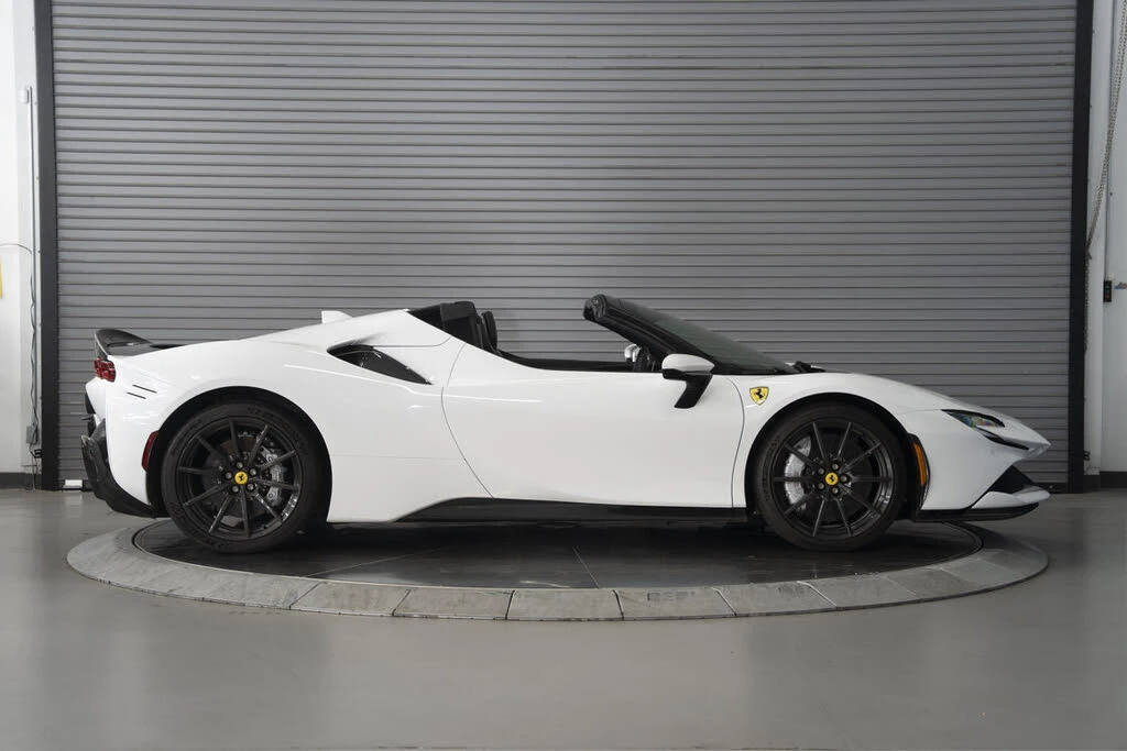 2023 Ferrari SF90 Spider - Image 6 of 31