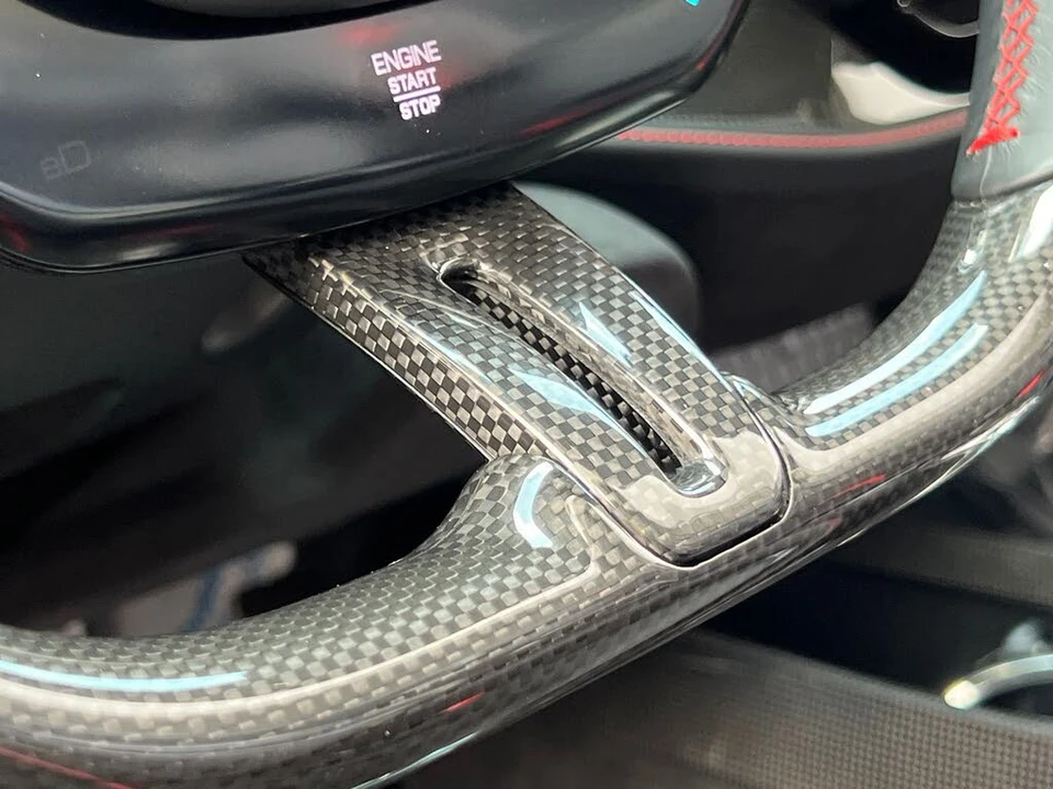 2023 Ferrari SF90 Spider - Image 26 of 31