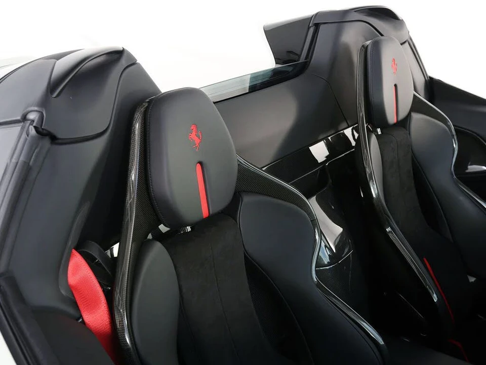 2023 Ferrari SF90 Spider - Image 19 of 31