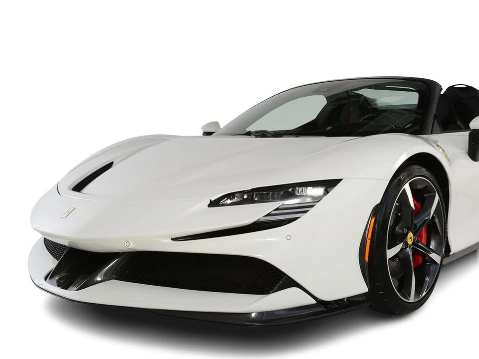 2023 Ferrari SF90 Spider - Image 13 of 31