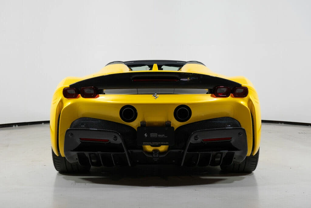 2023 Ferrari SF90 Spider - Image 9 of 31
