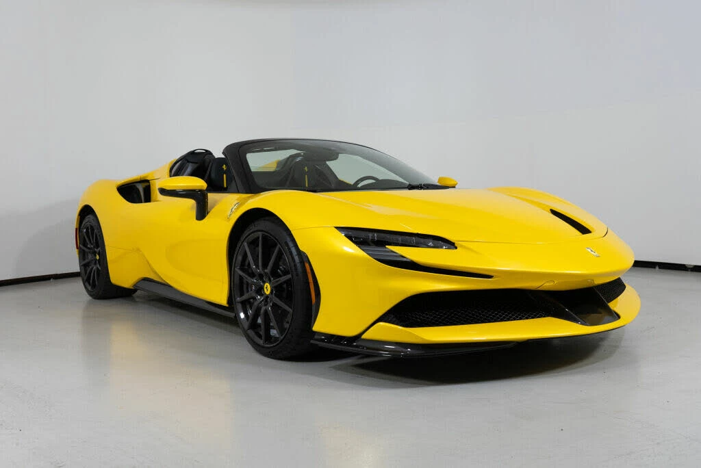 2023 Ferrari SF90 Spider - Image 15 of 31
