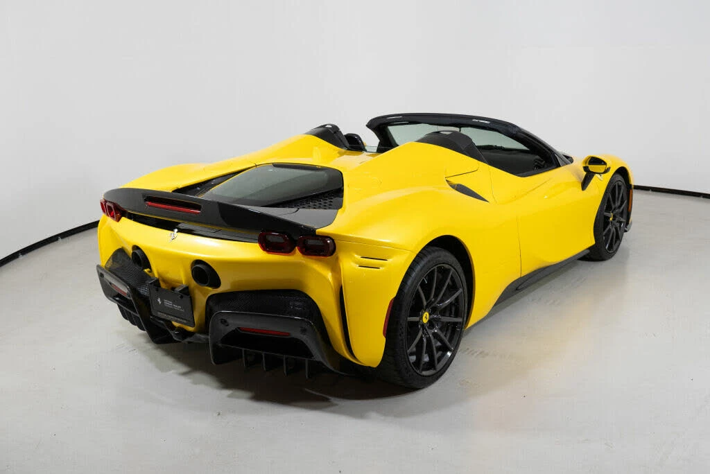 2023 Ferrari SF90 Spider - Image 11 of 31