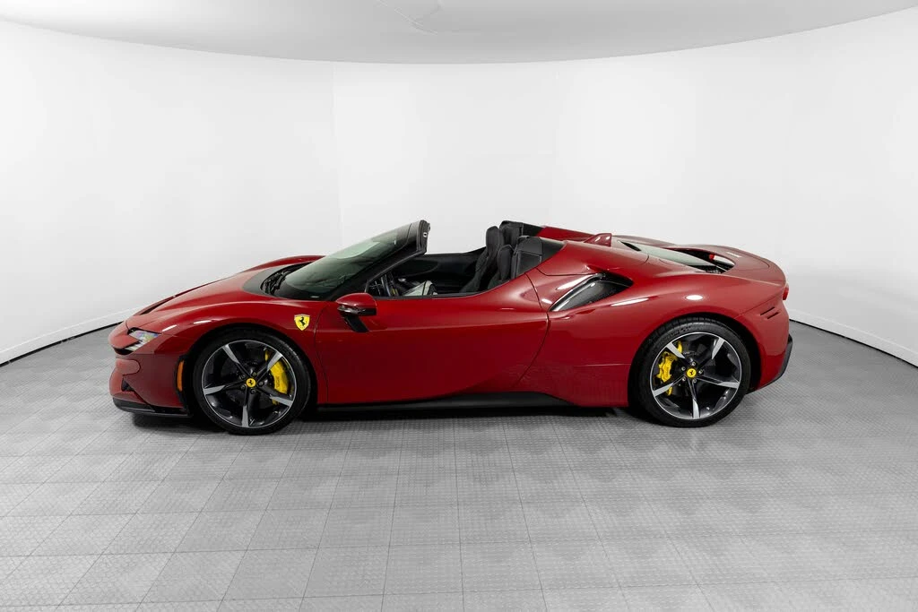 2023 Ferrari SF90 Spider - Image 7 of 31