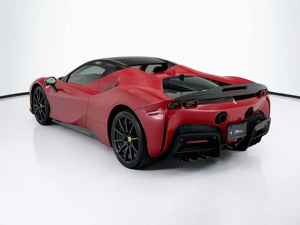2023 Ferrari SF90 Spider - Image 15 of 31