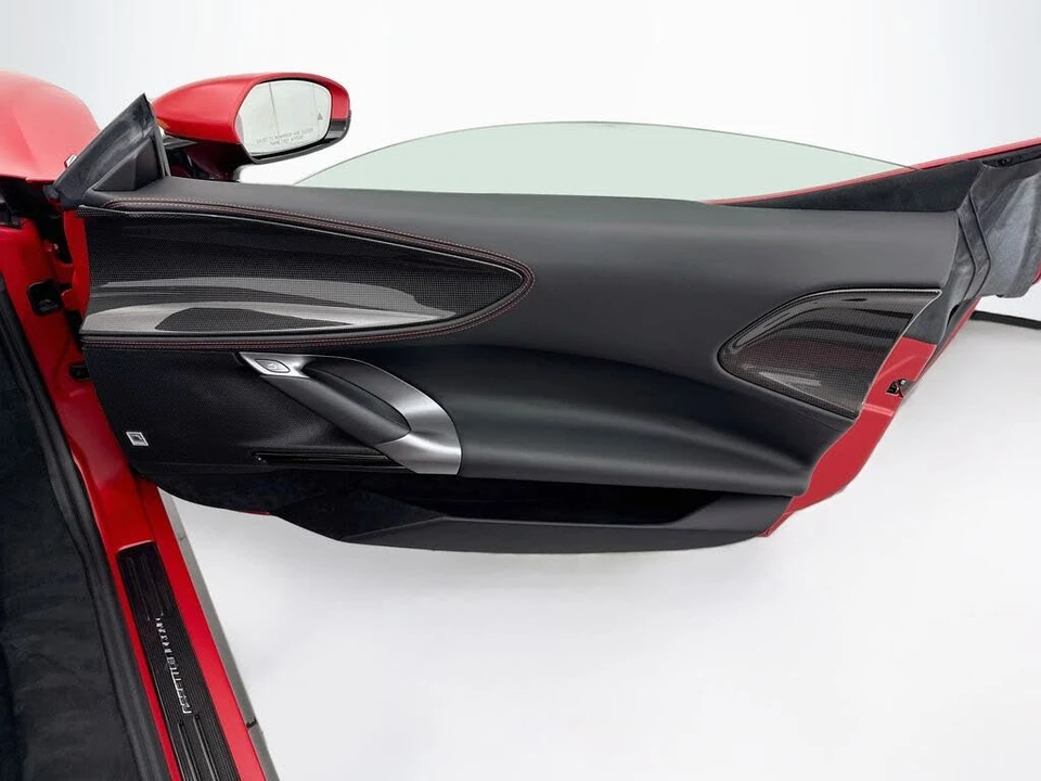 2023 Ferrari SF90 Spider - Image 30 of 31