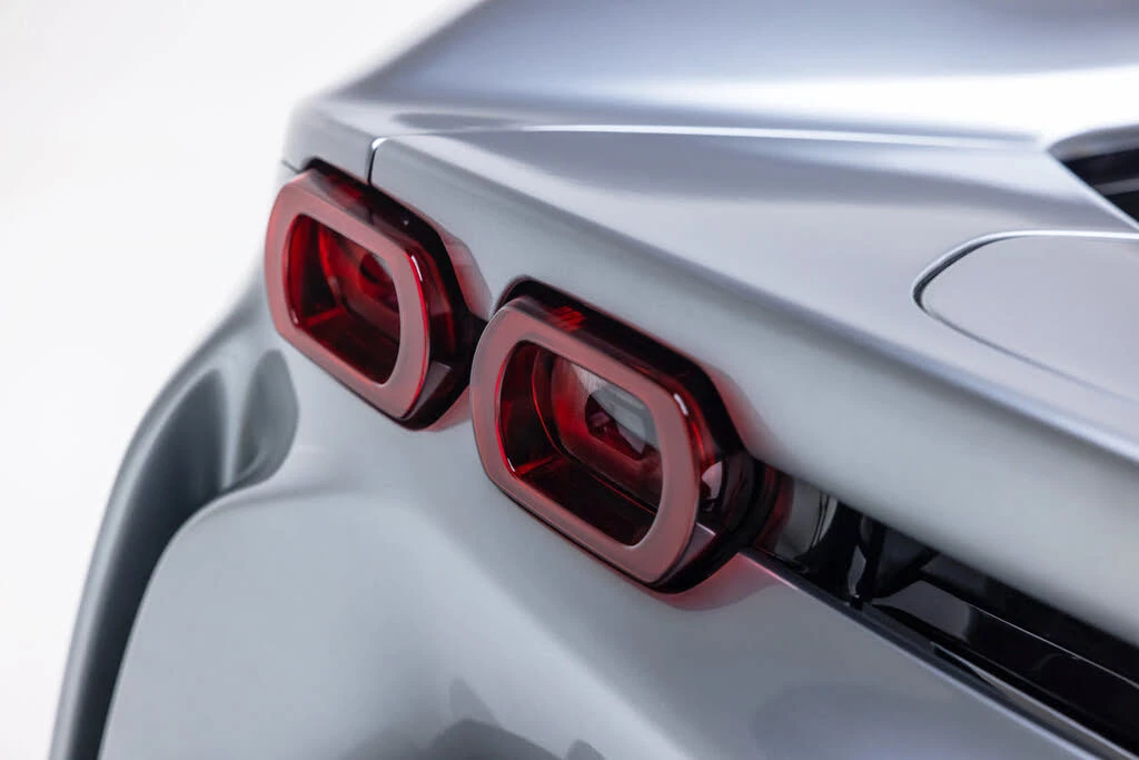 2023 Ferrari SF90 Spider - Image 19 of 31