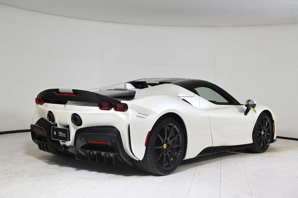 2023 Ferrari SF90 Spider - Image 9 of 31