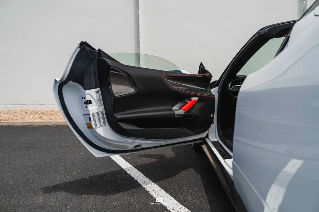 2023 Ferrari SF90 Spider - Image 24 of 31