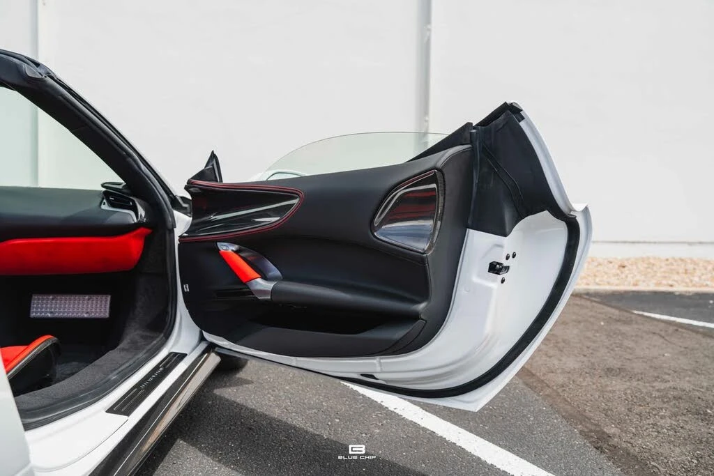 2023 Ferrari SF90 Spider - Image 26 of 31