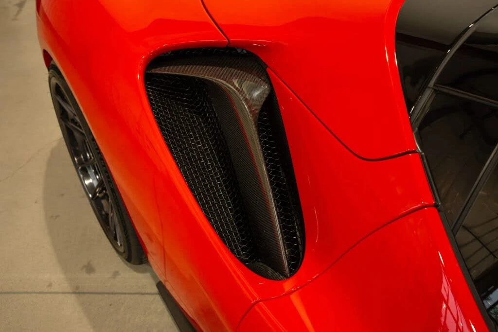 2023 Ferrari SF90 Spider - Image 18 of 31