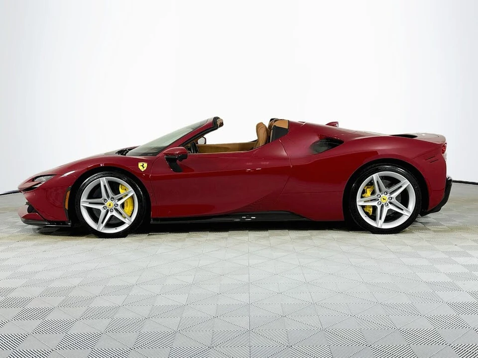 2023 Ferrari SF90 Spider - Image 8 of 31