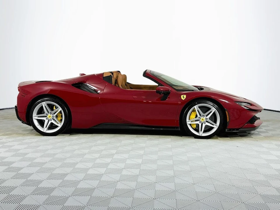 2023 Ferrari SF90 Spider - Image 4 of 31